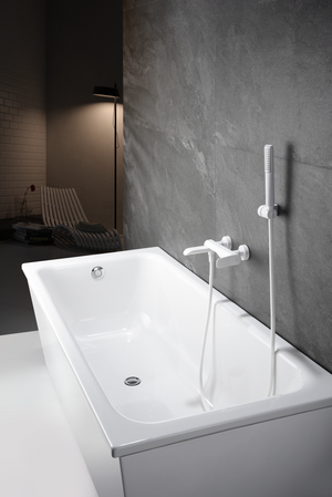 Matte White Single Handle Shower Kit Modern Bathroom, in a bathroom setting