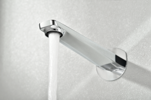 Chrome Single-Handle Bathroom Sink Faucet Modern Design, view 4