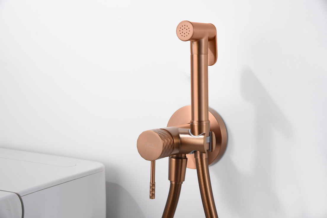 Brushed Rose Gold Bidet Faucet Built-in Modern Bathroom, mixer detail