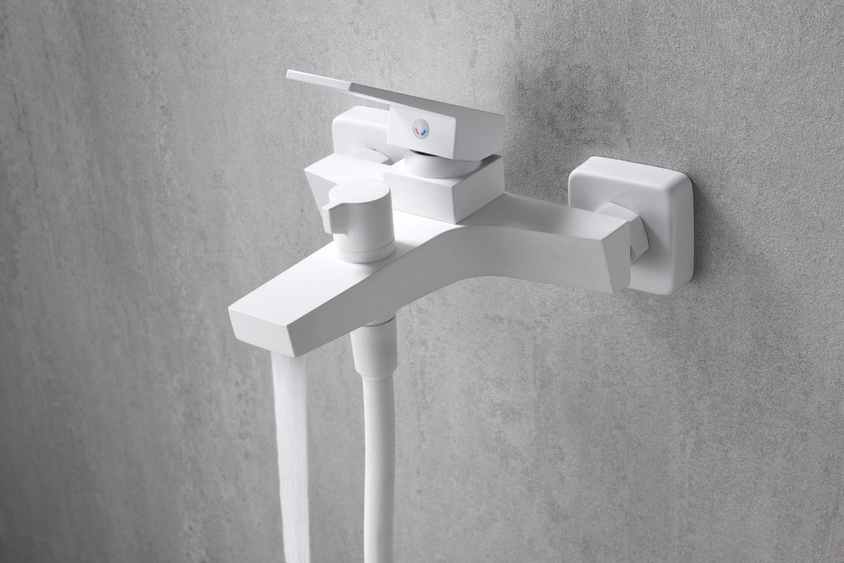 Matte White Single-Lever Bath Shower Kit, mixer detail