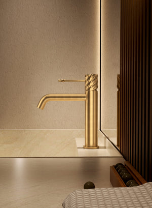 Bless Chrome Single Lever Basin Mixer, detail view