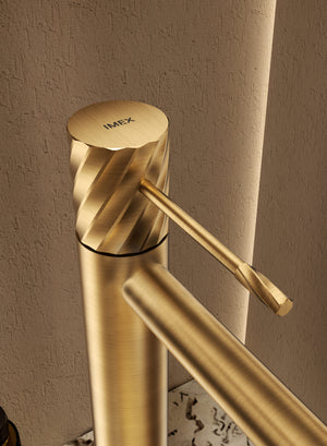 Bless Chrome Single Lever Shower Set, handle detail
