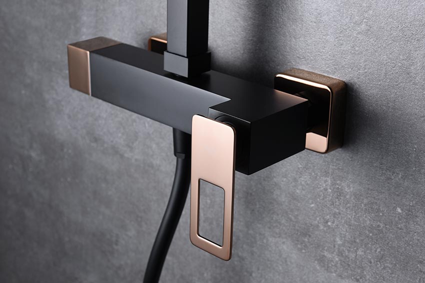 Black Rose Gold Single Handle Shower Set Modern Design, detail view