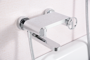 Chrome Single-Lever Shower Kit Modern Bathroom Faucet, mixer detail