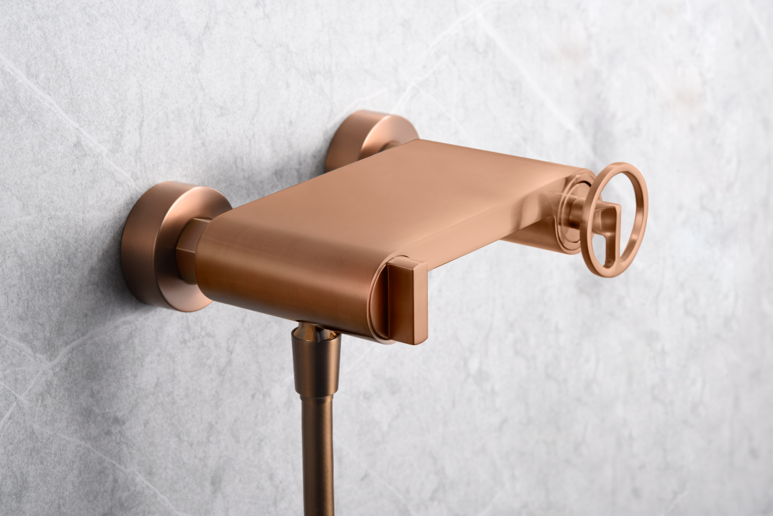 Brushed Rose Gold Single Handle Shower Kit, mixer detail