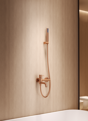 Génova Brushed Gold Single Lever Bath and Shower Kit, view 4