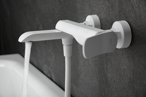 Matte White Single Handle Shower Kit Modern Bathroom, mixer detail