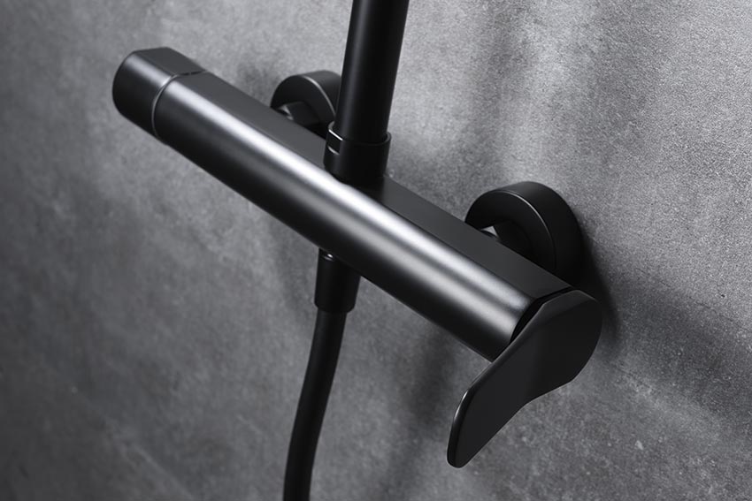 Matte Black Single Lever Shower Set Modern Design, detail view