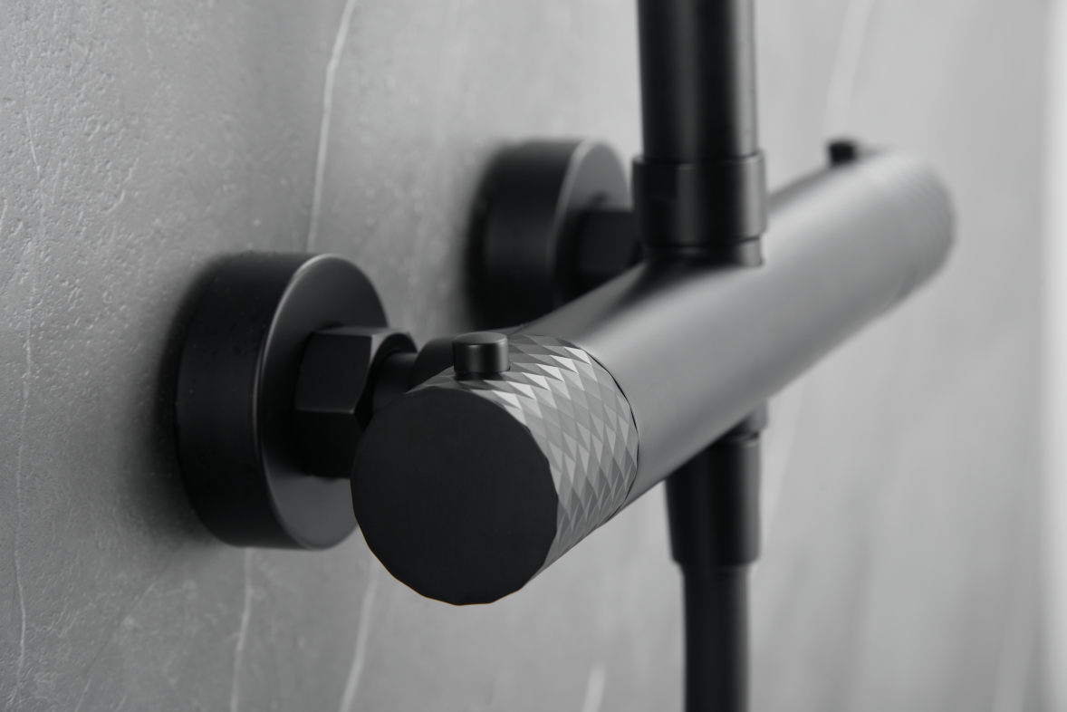 Matte Black Thermostatic Shower Set Genova, mixer detail