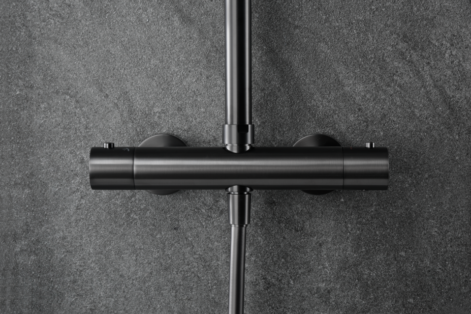 Black Gun Metal Thermostatic Shower Set, mixer detail