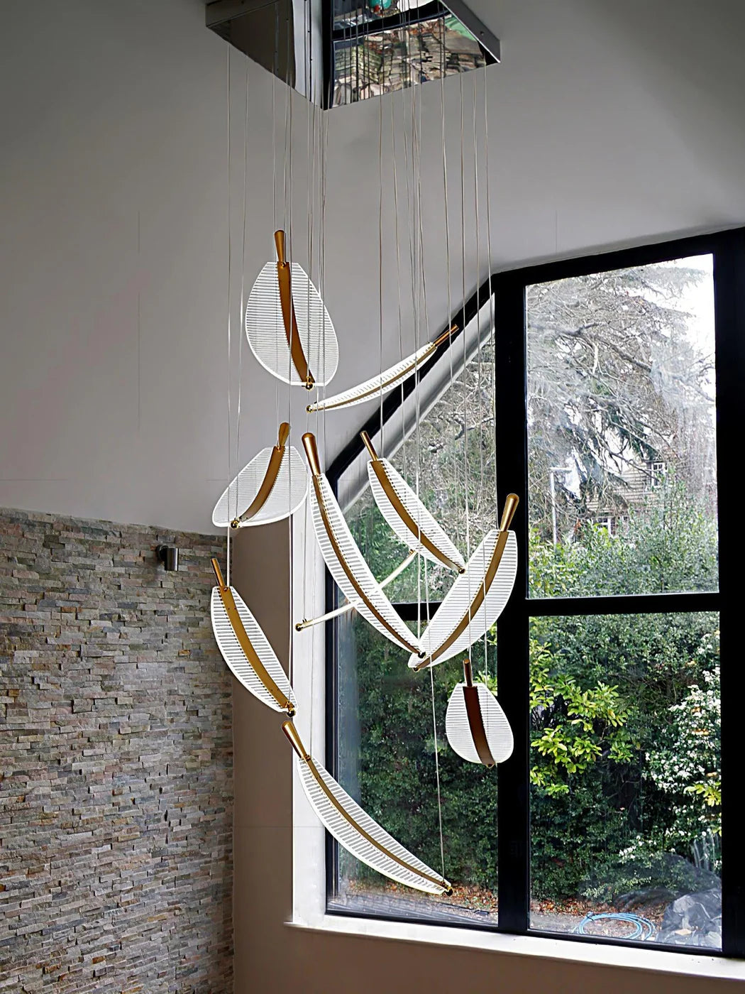 Lámpara colgante moderna en espiral con LED
