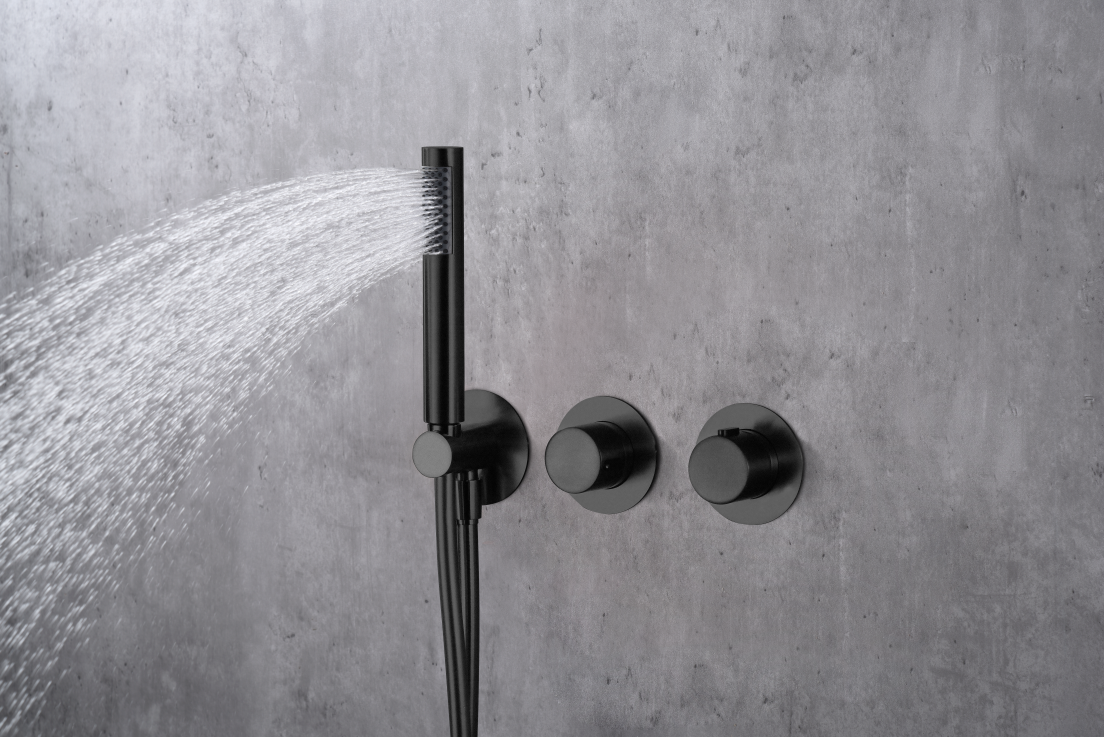 Matte Black Built-in Thermostatic Shower Set, mixer detail
