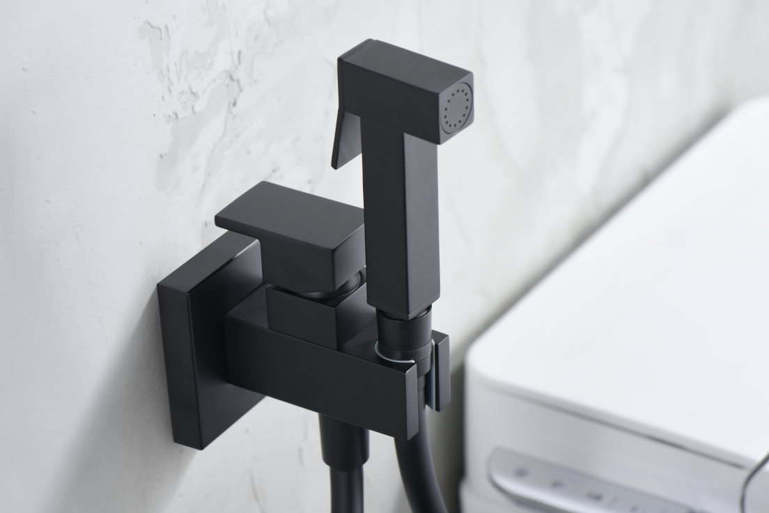 Matte Black Built-in Bidet Faucet with Single Lever, mixer detail