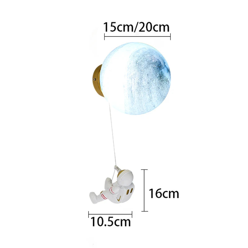 Lámpara de pared minimalista con diseño de luna y astronauta