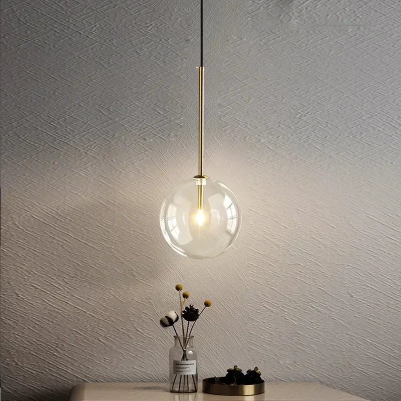 Lámpara colgante de noche con bola de cristal transparente