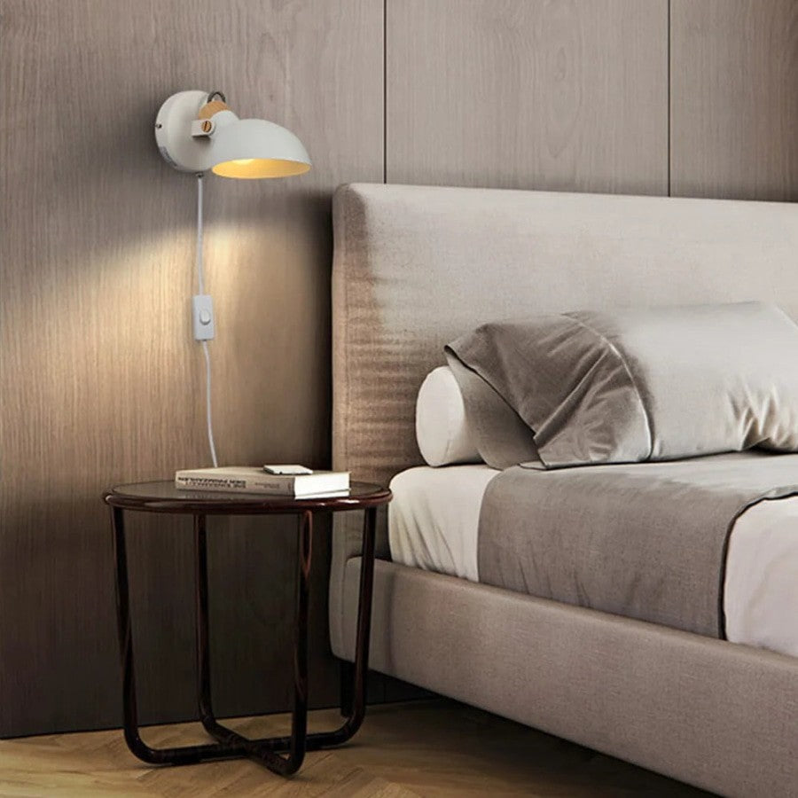 Lámpara de pared con enchufe y bombilla LED con interruptor de encendido y apagado
