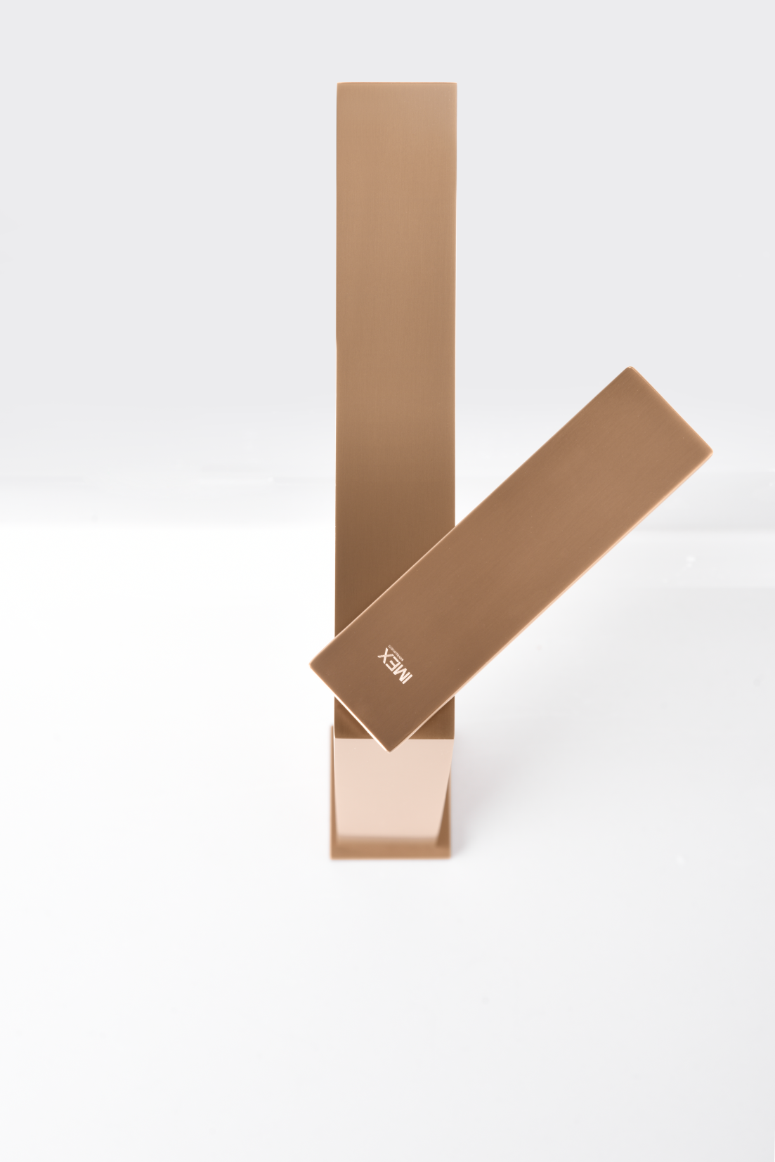 Pisa Tall Basin Mixer Brushed Rose Gold Single Lever, detail view