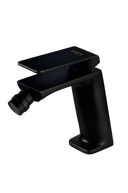 Matte Black Single Handle Bidet Faucet Modern Design, view 2