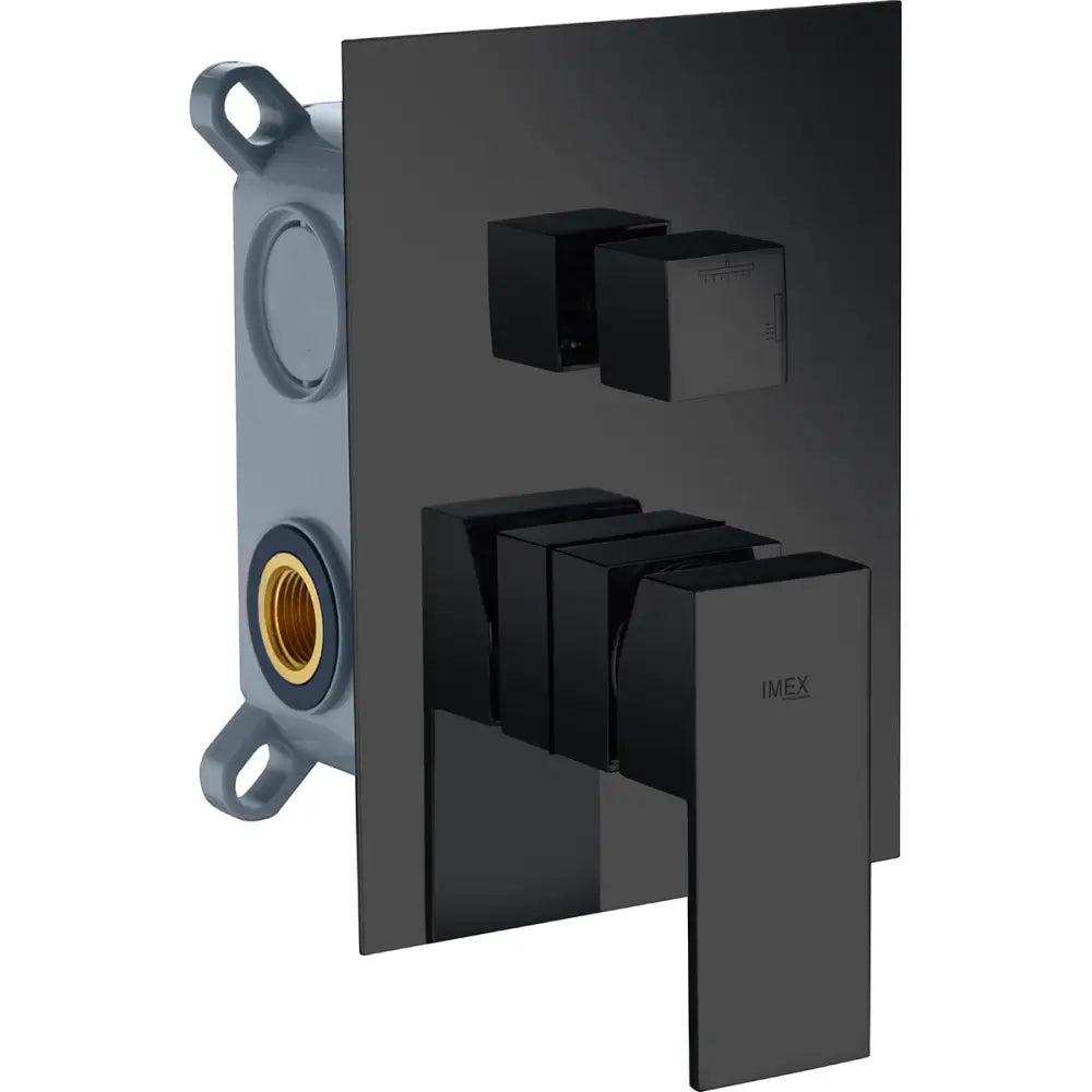 Matte black single-lever built-in faucet with modern minimalist design