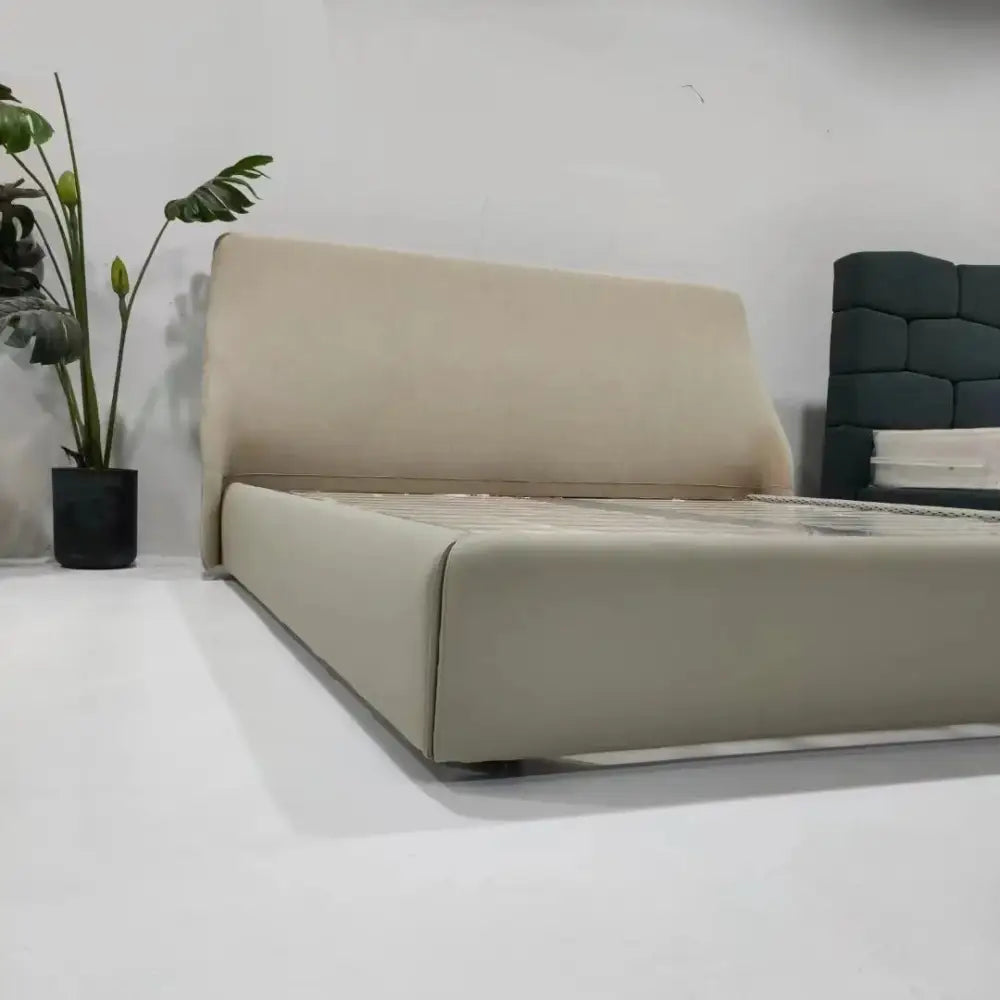 Italian Minimalist Platform Bed 200cm Padded Headrest - view 6