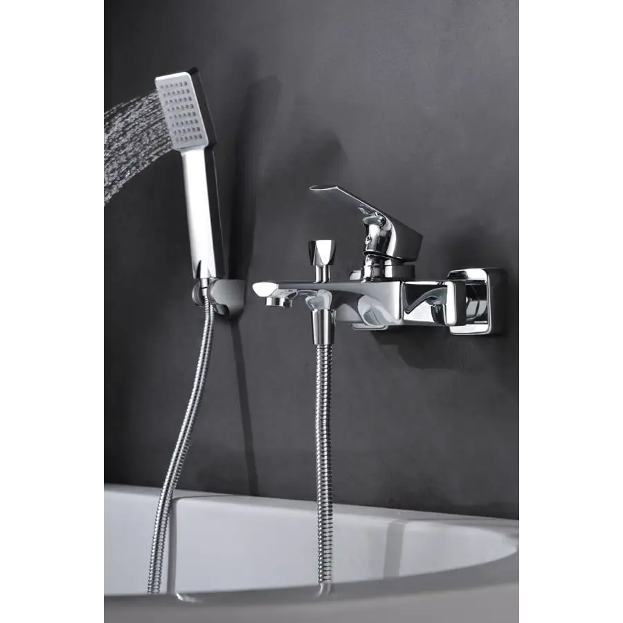 Chrome single handle modern shower set faucet with sleek design