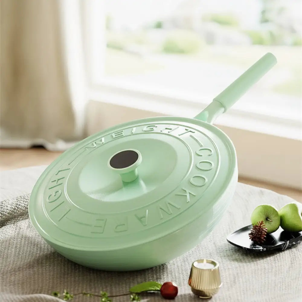 Titanium Non Stick Coated Lid Frying Pan - Cookware set